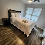 Open&cozy Atlanta 3 Bedroom Home